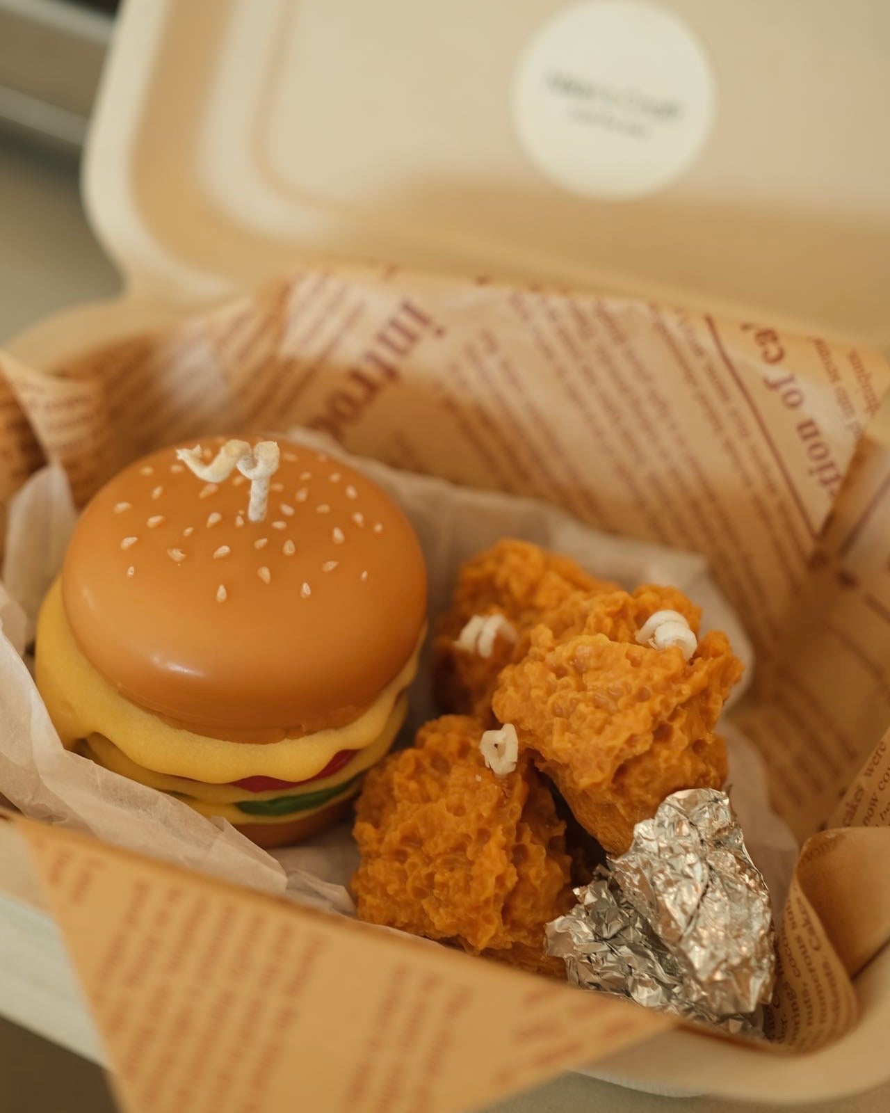 Hamburger scented candle-box gift